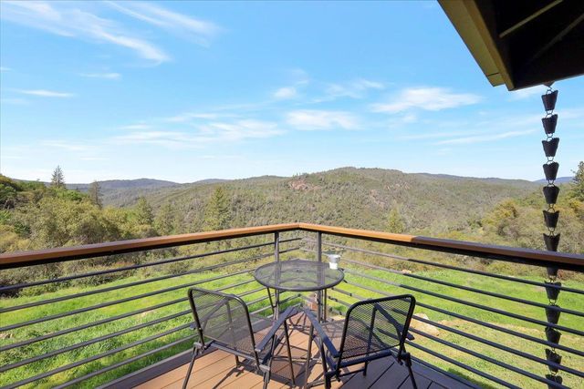 17513 Derby Way, Penn Valley, CA 95946