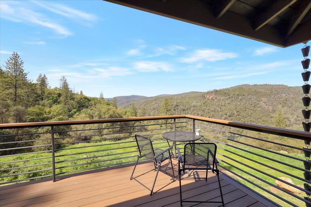 17513 Derby Way, Penn Valley, CA 95946