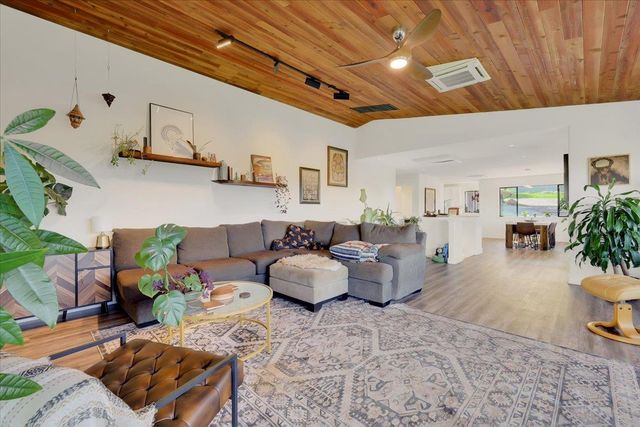 17513 Derby Way, Penn Valley, CA 95946