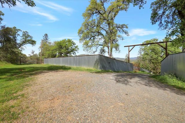 17513 Derby Way, Penn Valley, CA 95946