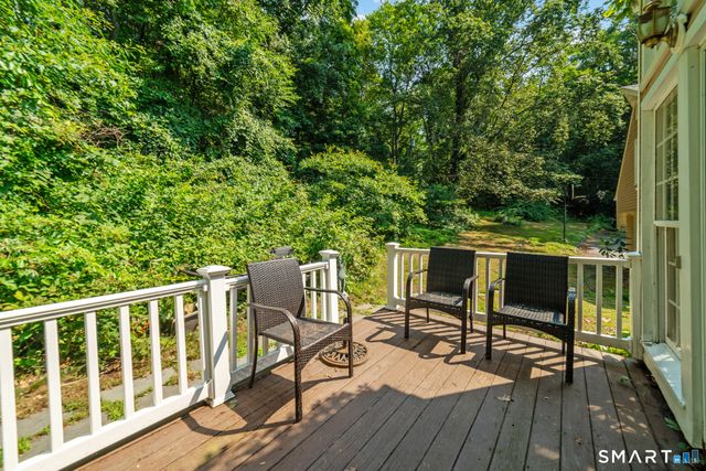 100 Blue Trail, Hamden, CT 06518