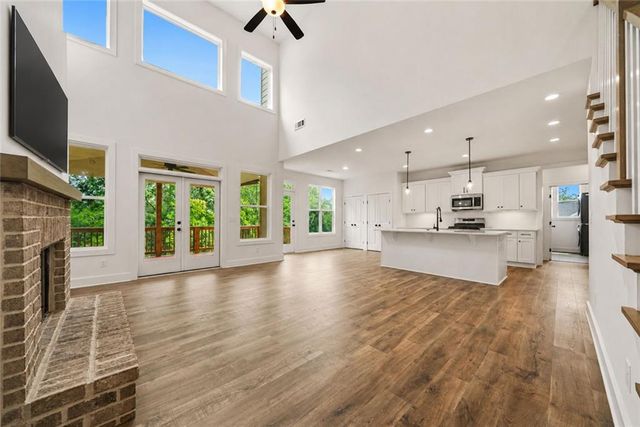 6 Brownwood Drive SE, Cartersville, GA 30120