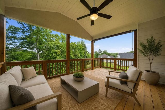 6 Brownwood Drive SE, Cartersville, GA 30120