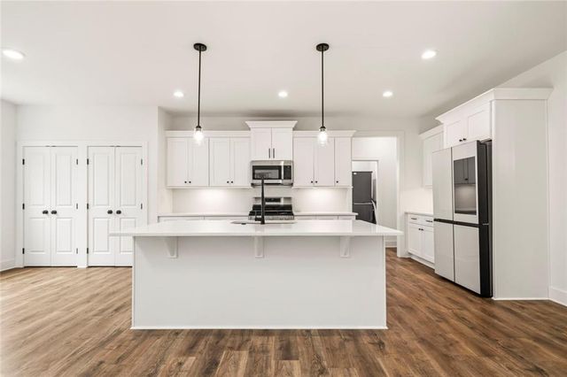 6 Brownwood Drive SE, Cartersville, GA 30120