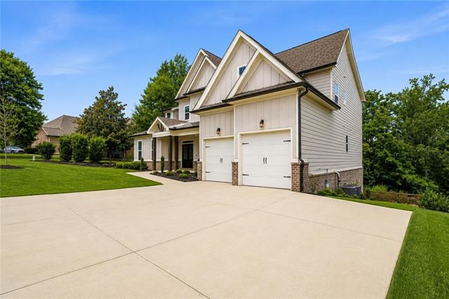 6 Brownwood Drive SE, Cartersville, GA 30120