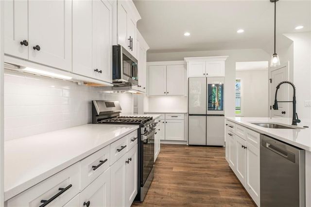 6 Brownwood Drive SE, Cartersville, GA 30120