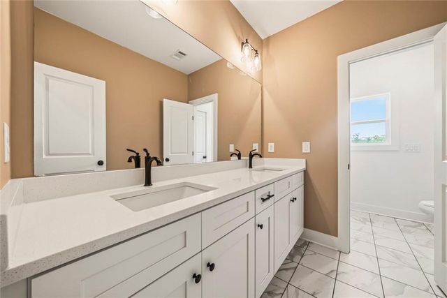 6 Brownwood Drive SE, Cartersville, GA 30120