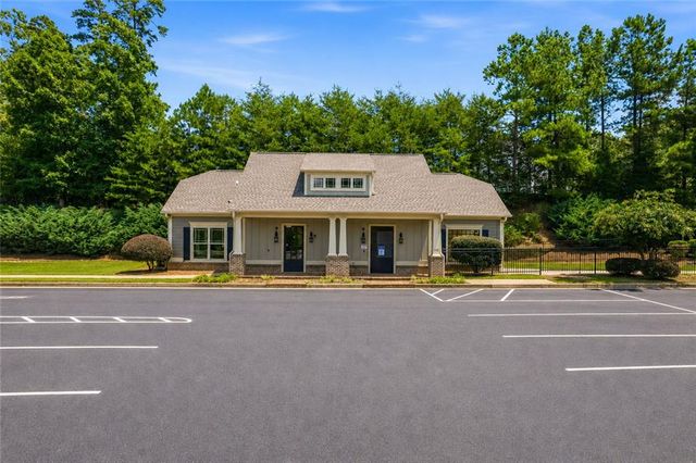 6 Brownwood Drive SE, Cartersville, GA 30120