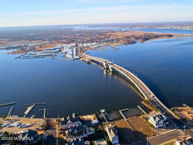 552 Bash Road, Toms River, NJ 08753