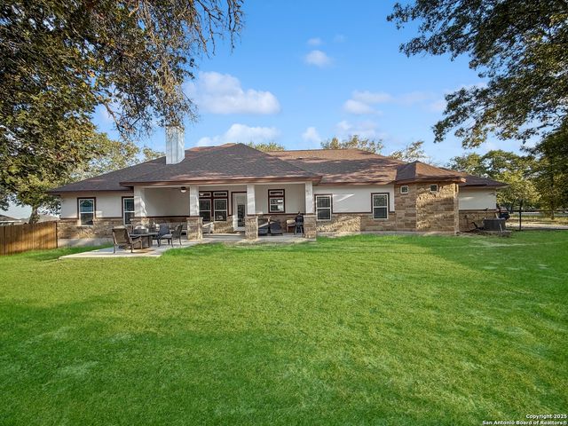 246 Cibolo Way, La Vernia, TX 78121