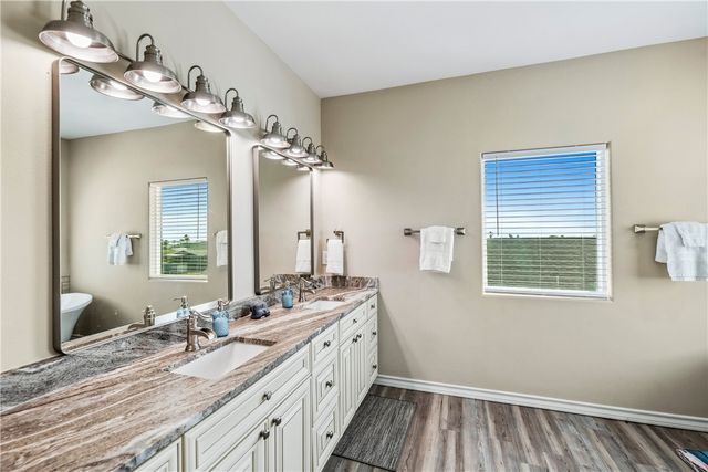 125 Lakeview, Rockport, TX 78382