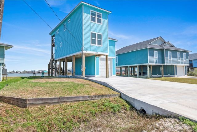 125 Lakeview, Rockport, TX 78382
