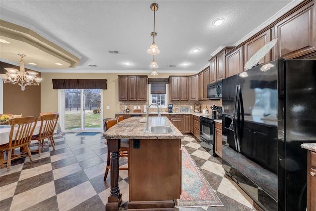 1798 Holly Grove Rd, Lewisburg, TN 37091