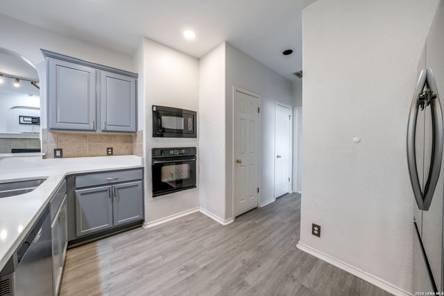 23710 LEGEND CRST, San Antonio, TX 78260