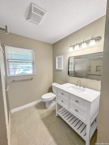 310 Mahota Dr, San Antonio, TX 78227