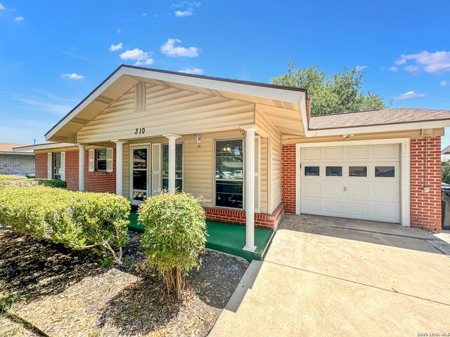 310 Mahota Dr, San Antonio, TX 78227