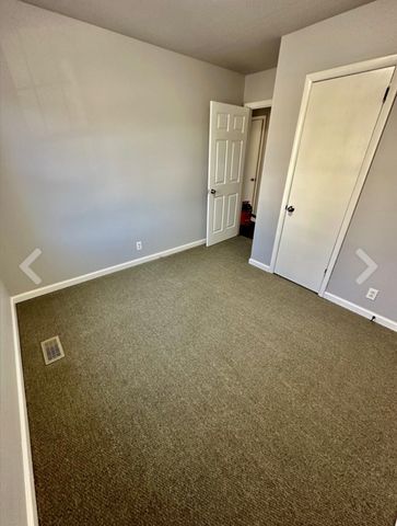 2221 Dominion Dr, Murfreesboro, TN 37129