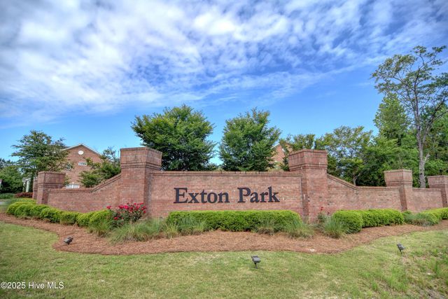 4814 Exton Park Loop, Castle Hayne, NC 28429