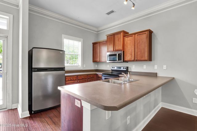 4814 Exton Park Loop, Castle Hayne, NC 28429