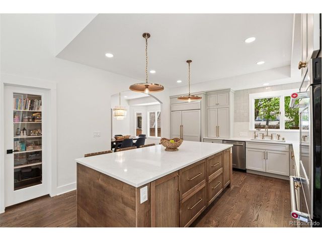 5212 S Geneva St, Englewood, CO 80111
