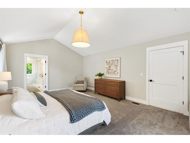 5212 S Geneva St, Englewood, CO 80111