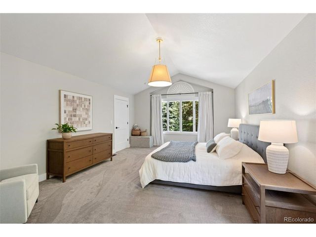5212 S Geneva St, Englewood, CO 80111