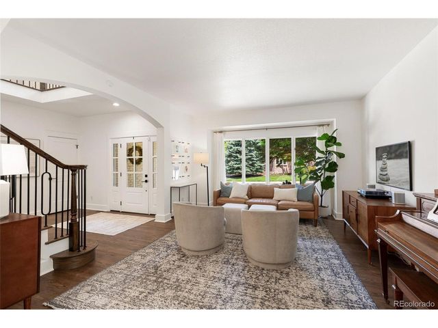 5212 S Geneva St, Englewood, CO 80111