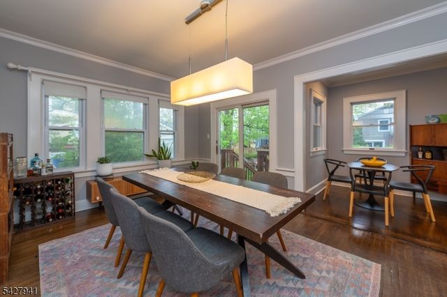 82 Oakland Rd, Maplewood Twp., NJ 07040