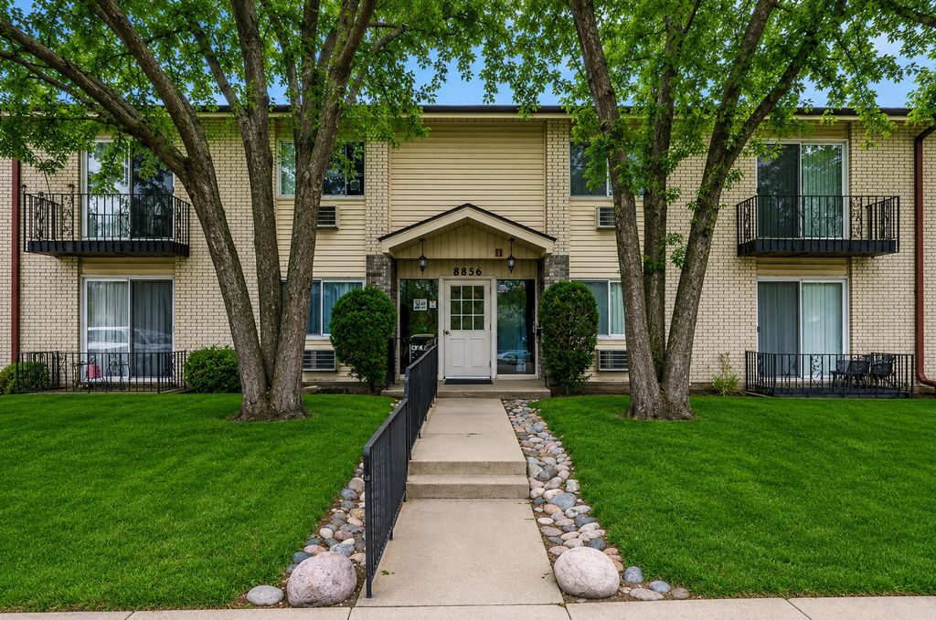 8856 Northshore Drive 201A, Des Plaines, IL 60016