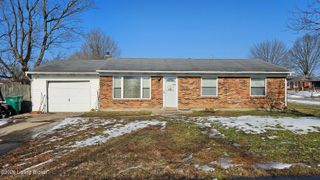 1004 Summitt Dr, Louisville, KY 40229