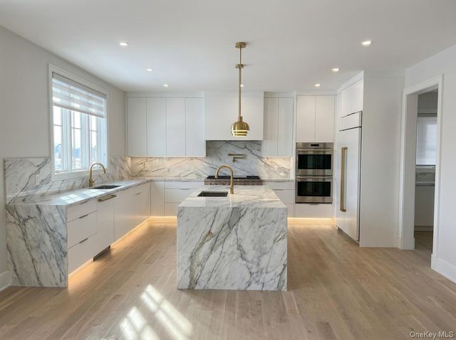 60 Culver Street, Southampton, NY 11968