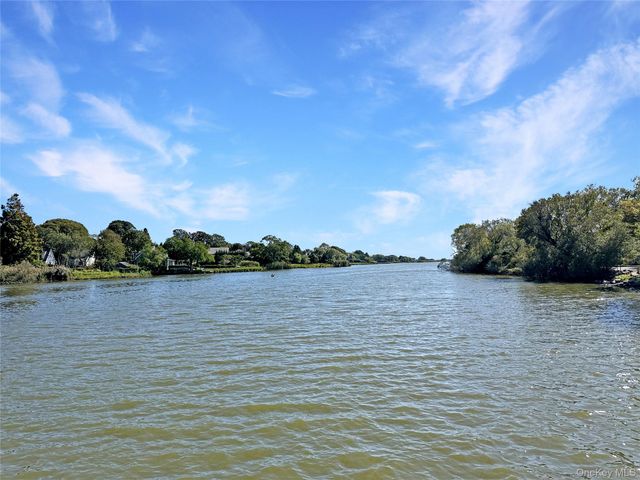 60 Culver Street, Southampton, NY 11968