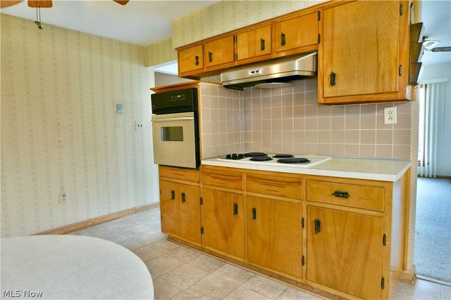 2909 Beal Street NW, Warren, OH 44485