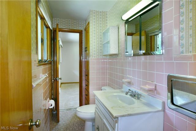 2909 Beal Street NW, Warren, OH 44485