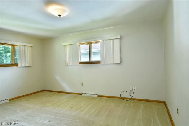 2909 Beal Street NW, Warren, OH 44485
