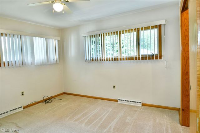 2909 Beal Street NW, Warren, OH 44485