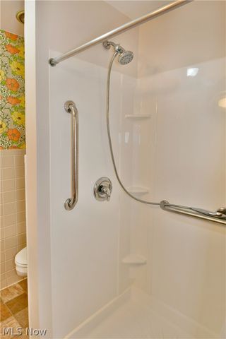 2909 Beal Street NW, Warren, OH 44485