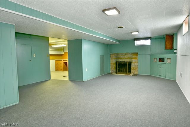 2909 Beal Street NW, Warren, OH 44485