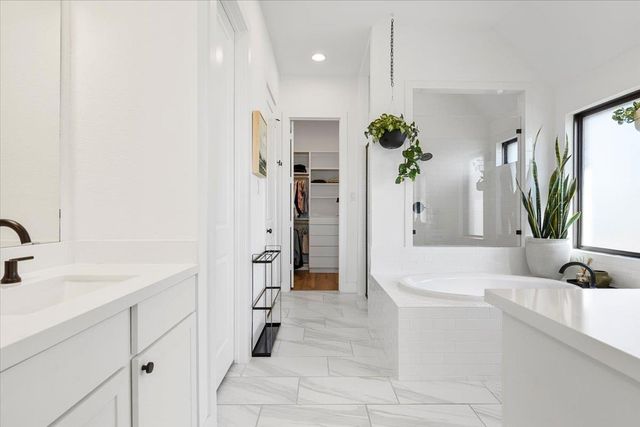 398 Trout River RD, Kyle, TX 78640