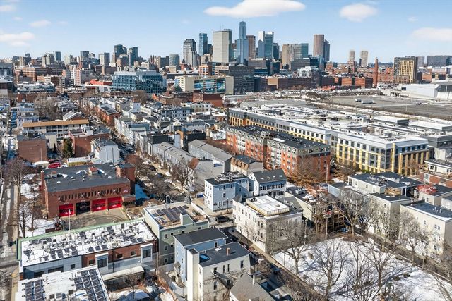 170 W 3rd St 1, Boston, MA 02127