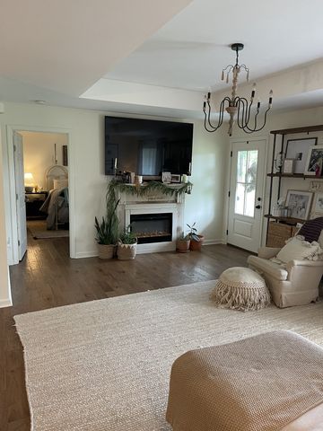 101 Michael Dr, Leoma, TN 38468