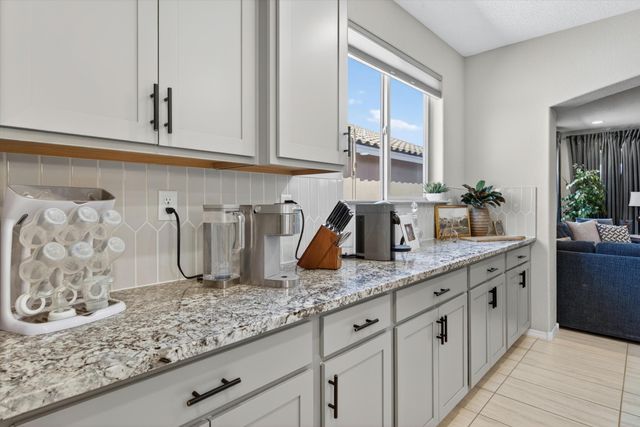 922 Turquesa Loop SE, Rio Rancho, NM 87124