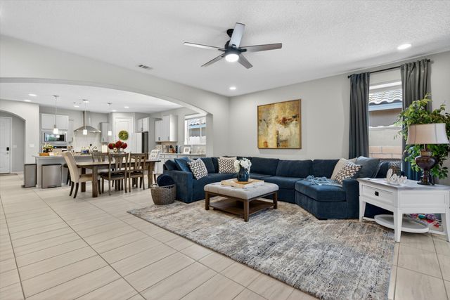 922 Turquesa Loop SE, Rio Rancho, NM 87124