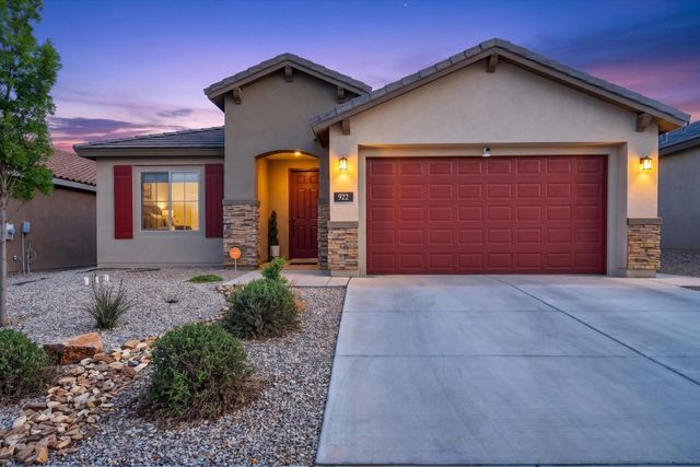 922 Turquesa Loop SE, Rio Rancho, NM 87124