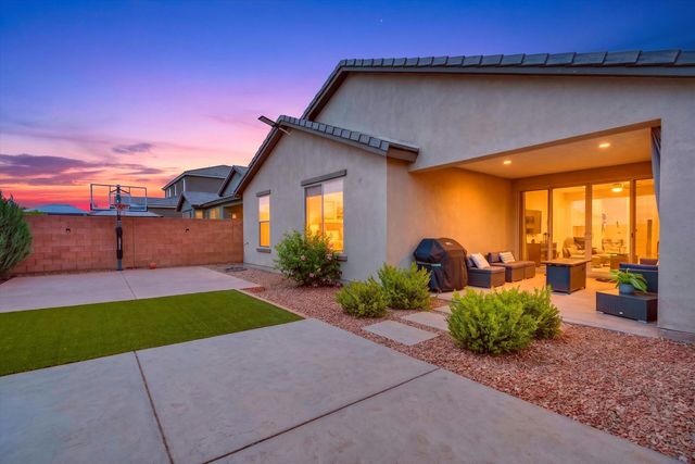 922 Turquesa Loop SE, Rio Rancho, NM 87124