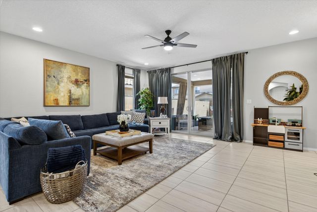 922 Turquesa Loop SE, Rio Rancho, NM 87124