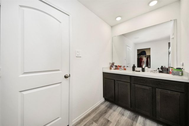 1010 Muscadine Vine Lane, Houston, TX 77090