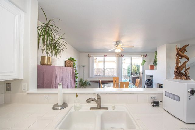 4175 Via Candidiz 21, San Diego, CA 92130