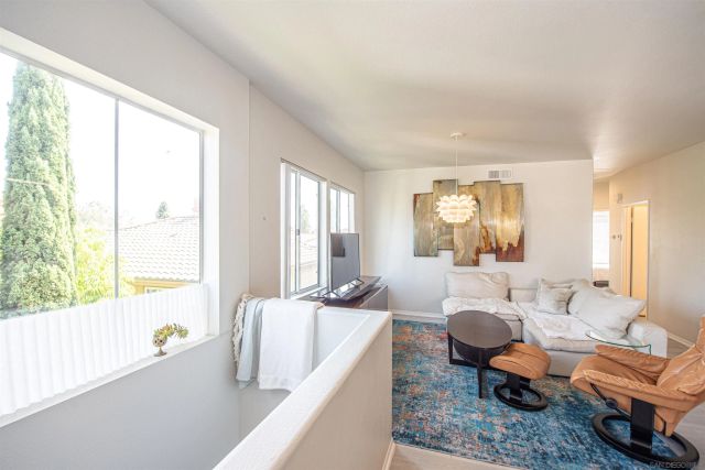 4175 Via Candidiz 21, San Diego, CA 92130