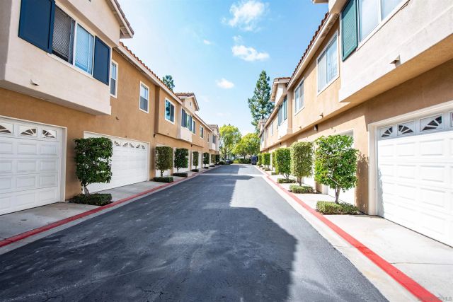 4175 Via Candidiz 21, San Diego, CA 92130